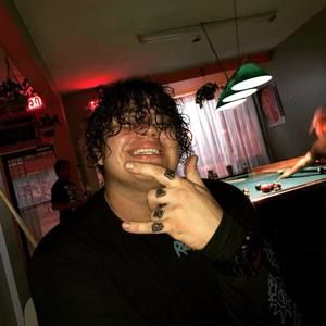 Meet your Posher, Alex